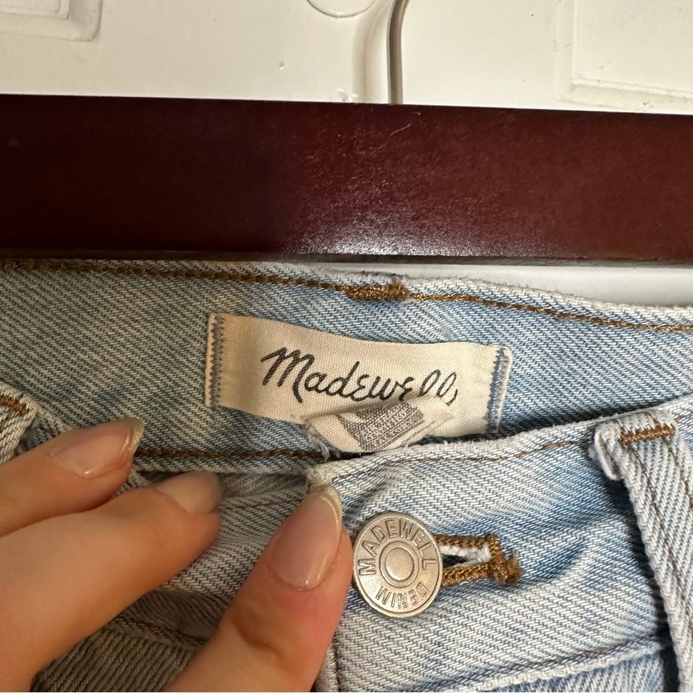 Madewell The Momjean Shorts Fitzgerald Wash Light Raw Edge High Waist Button 25 - Picture 6 of 8